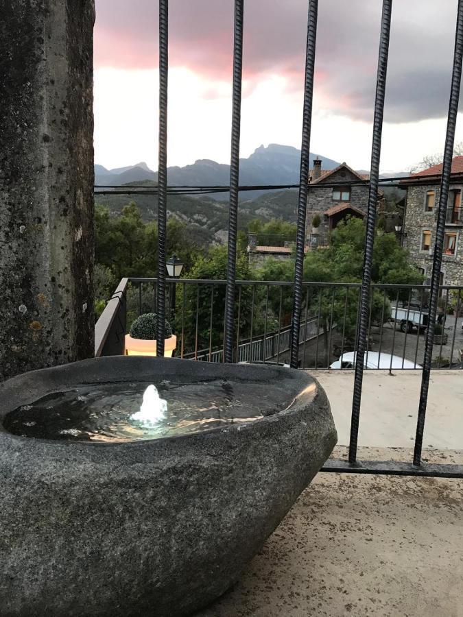 Apartamento El Fenal De Turmo Casa Rural "El Capricho De Nieves" Laspuña Exterior foto